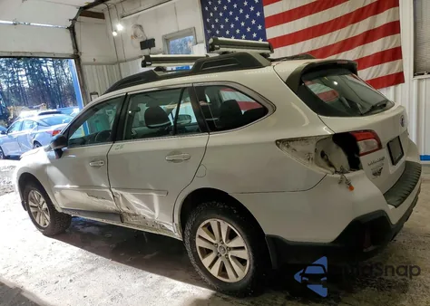 2019 Subaru Outback 2.5I z USA, uszkodzony, nr VIN 4S4BSABCXK3337837